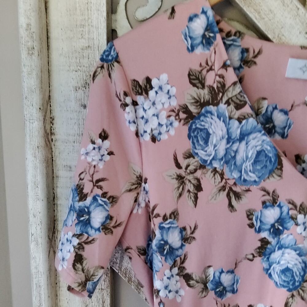 Wayf Women's Short Sleeve Midi Dress with Elastic Waist V-Neck Soft Peach Floral - Picture 6 of 9